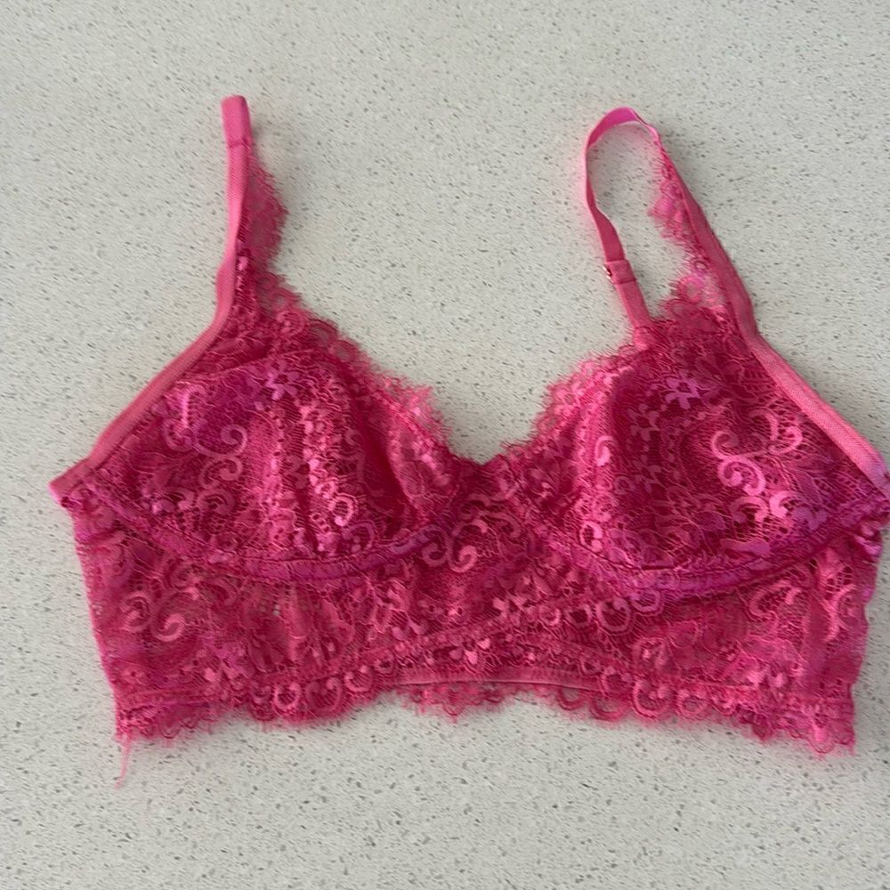 NWOT Free People Pink Bralette Lace Adjustable Strap Pull Over Feminine Sheer